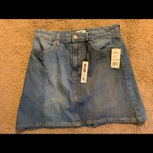 Brand new WilliamRast denim skirt!